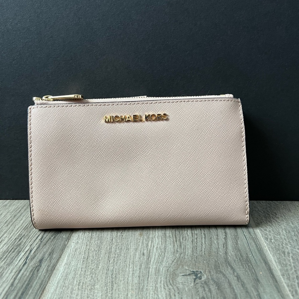 Travel wallet